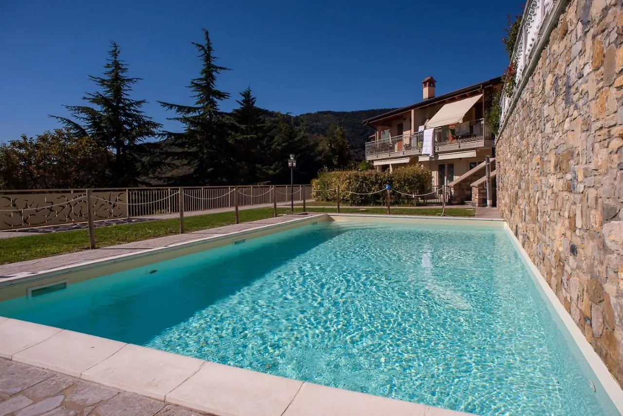 Italian Vacation Homes - Lucy'S House Parzanica Apartmán